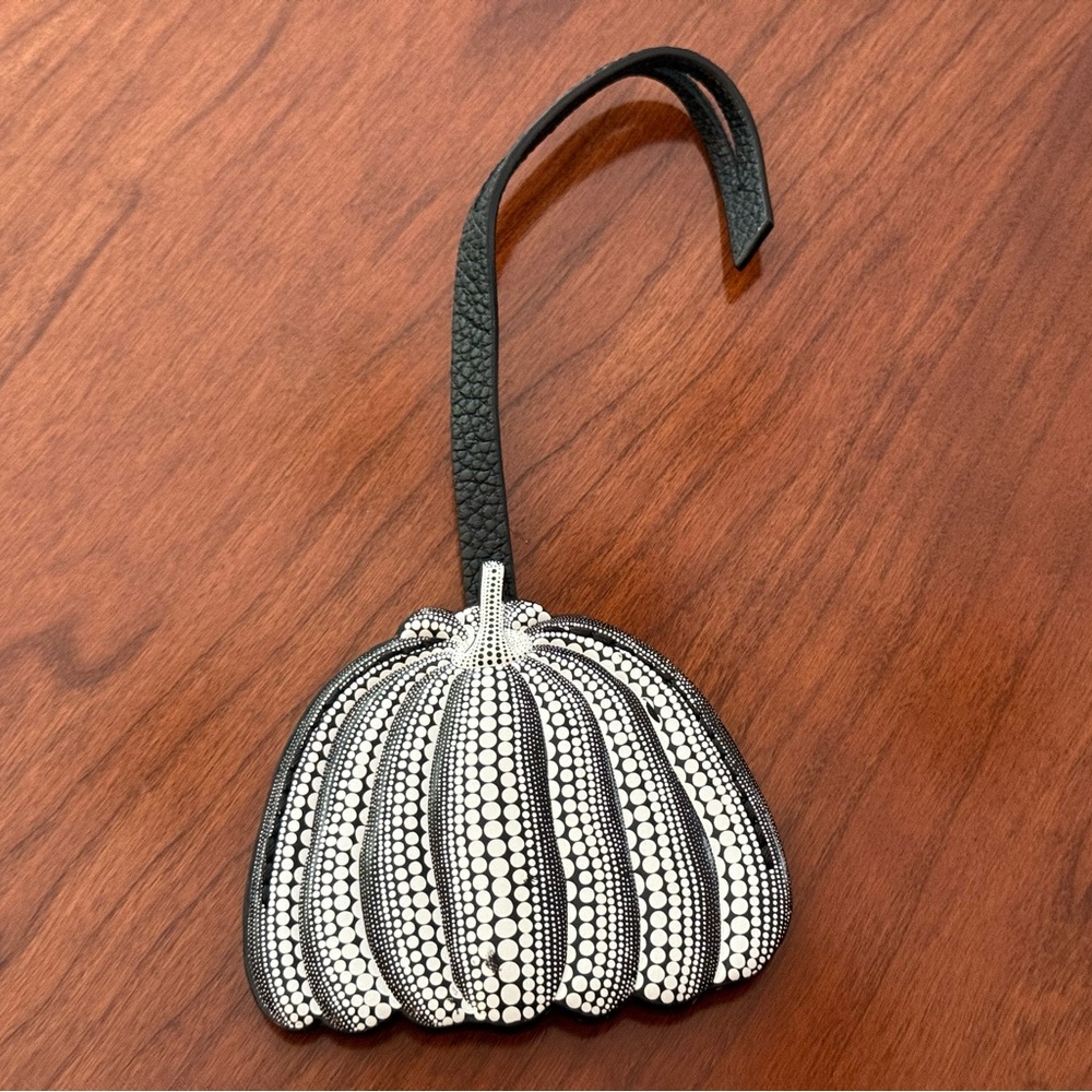 LV Louis Vuitton Yayoi kusama bag charm